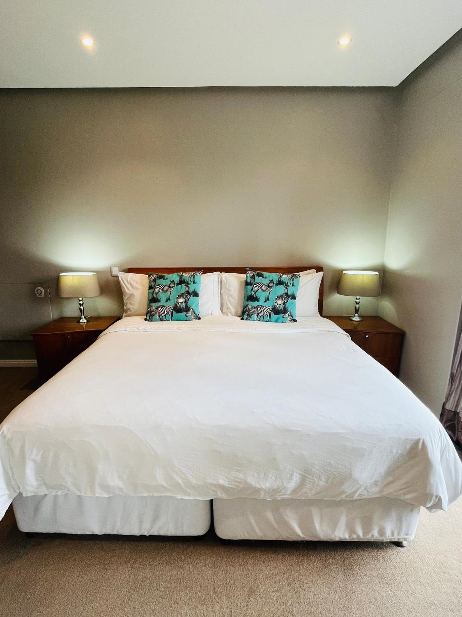 Luxurious Secure V&a Waterfront Cape Town